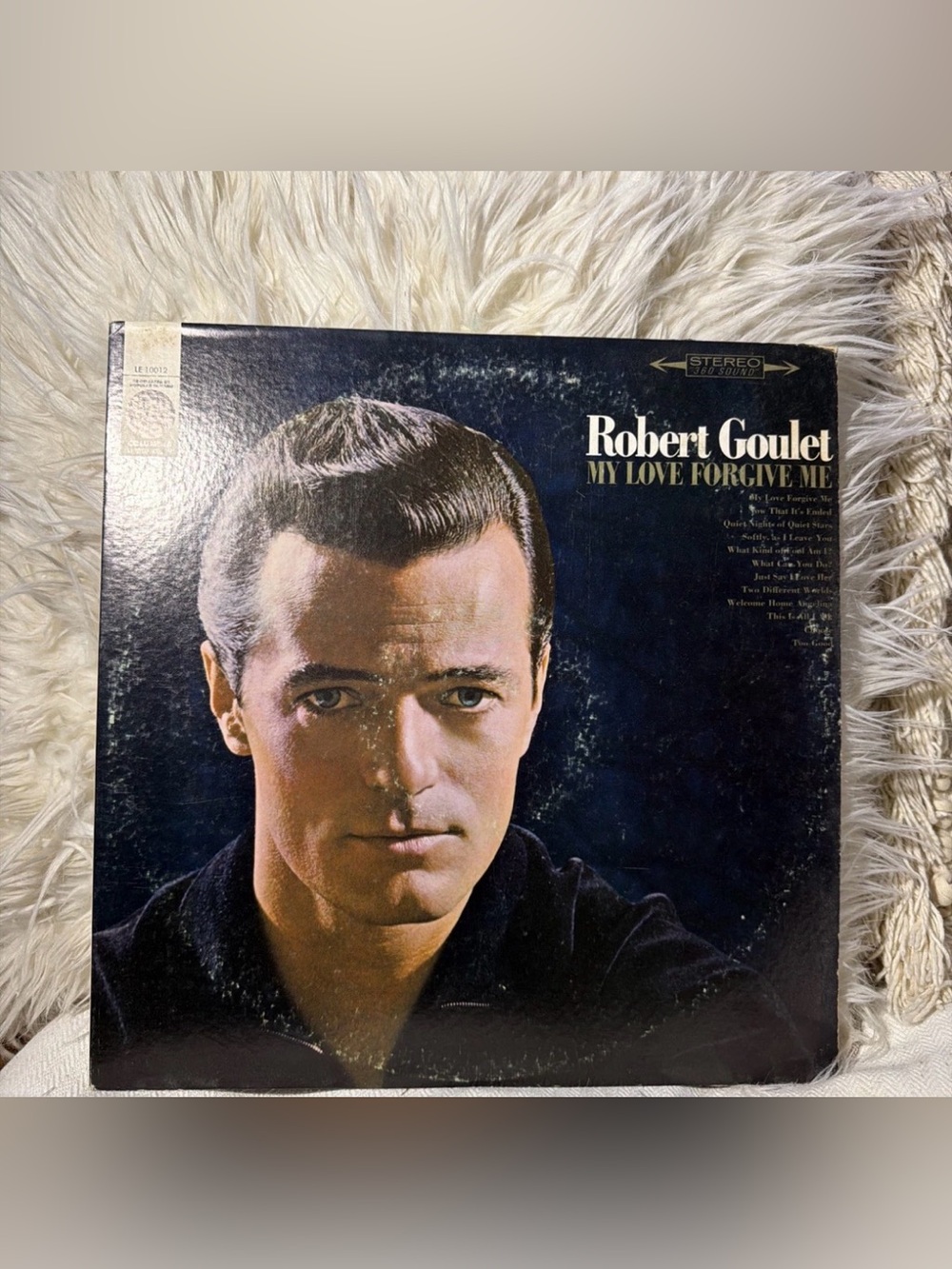 Robert Goulet 'My Love Forgive Me' Vintage Vinyl Album - Navy & Cream Cover